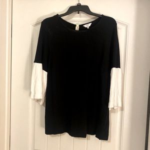 Crown & Ivy Black and White Blouse Size 1X EUC